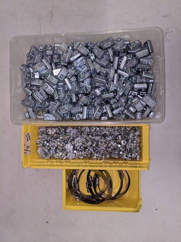 lot 268 image: 18 & 316 Steel Cable Clamps