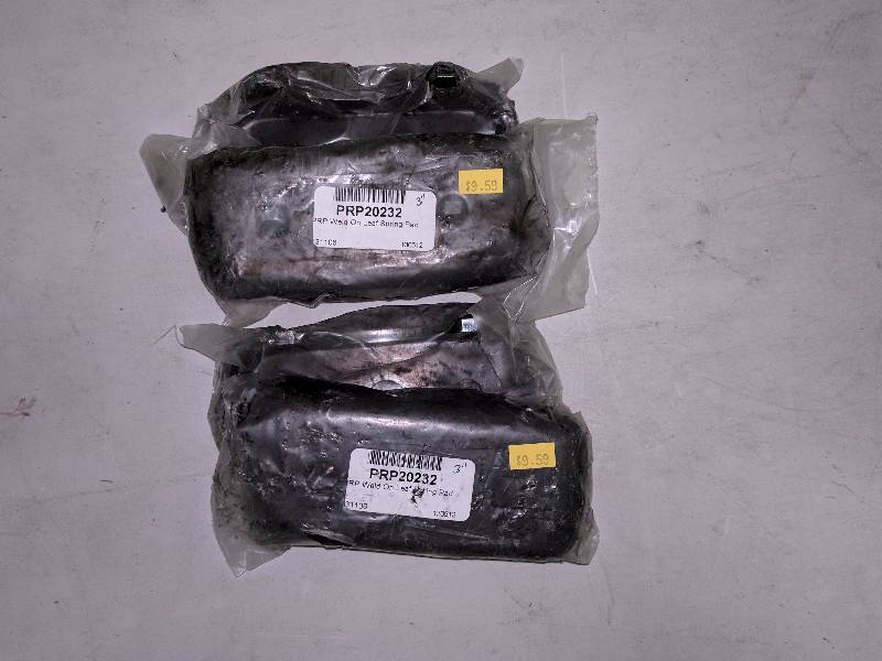 lot 270 image: (4) 3 Weld On Leaf Spring Pad