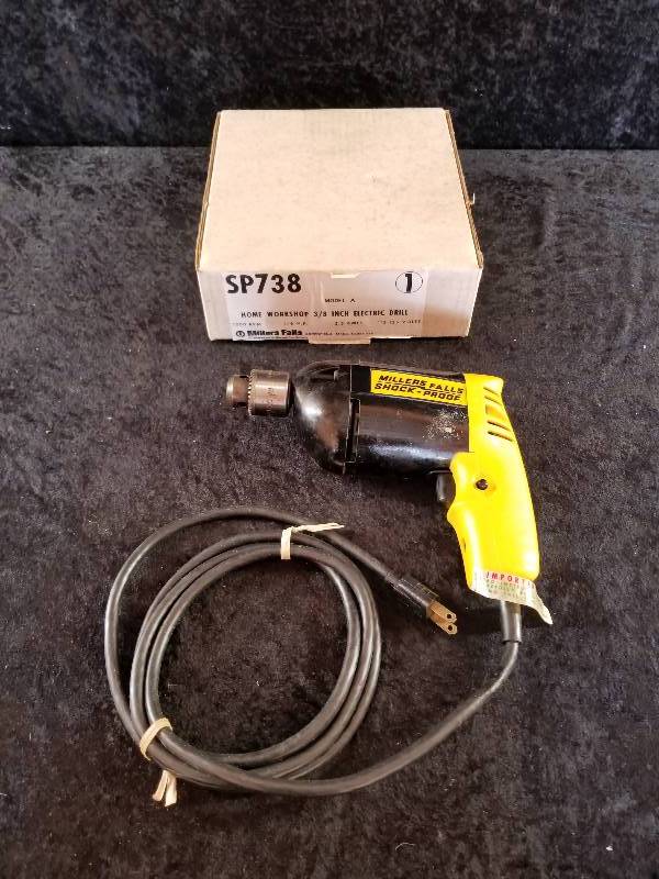 lot 31 image: Never Used, Millers Falls Home Workshop 38 Electric Drill