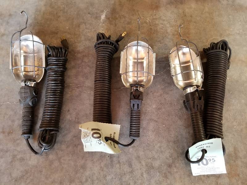 lot 40 image: Lot - Never Used TroubleHanging Work Lights
