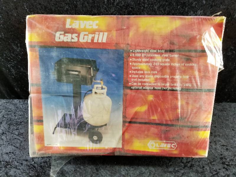 lot 79 image: NIB Lavel Gas Grill
