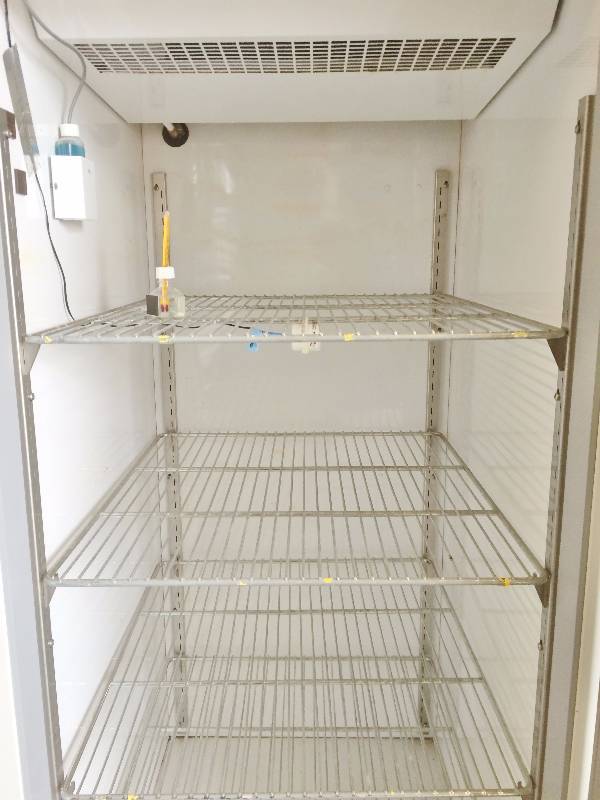 lot 1 image: High-Performance Commercial One Door Reach In Cooler Laboratory Scientific Baxter Revco Cryo-Fridge LR234A12 With TempTrak Temperature Monitoring System - Excellent Working Condition