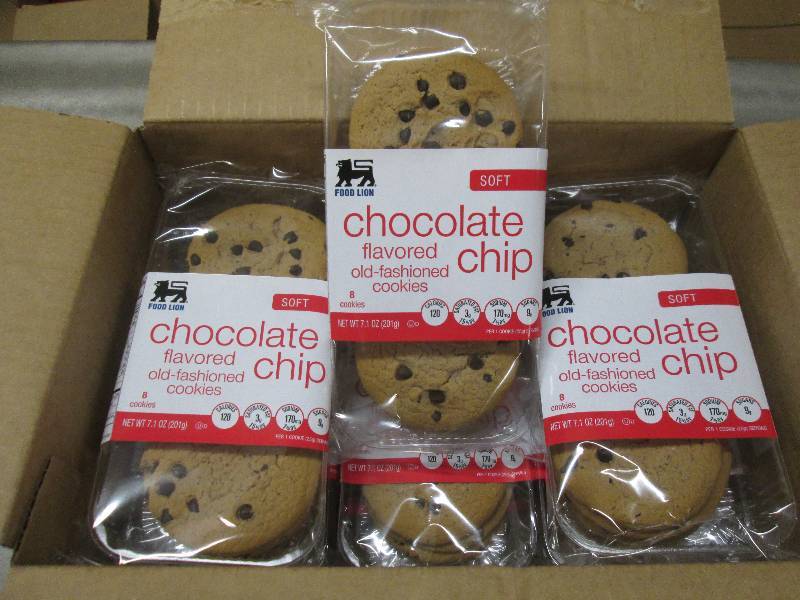 Case of 12 Packs of 8 Food Lion Cho...
