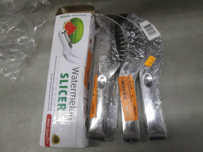 Lot of 4 Stainlesss Steel Melon Cut...