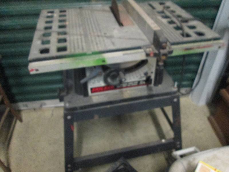 Skilsaw 10 inch Table Saw...