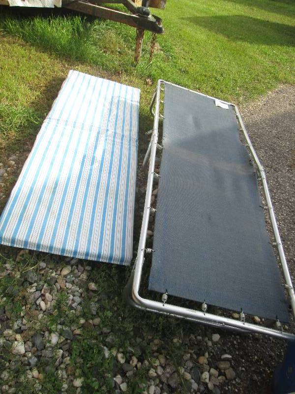 Folding Cot with Pad...