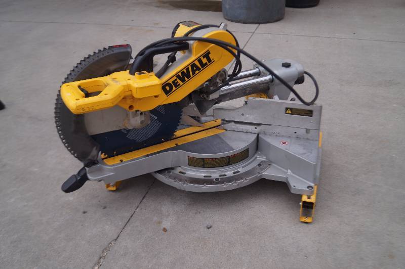 DeWalt Miter Saw