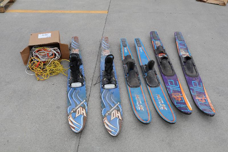 Water SkisTow Ropes
