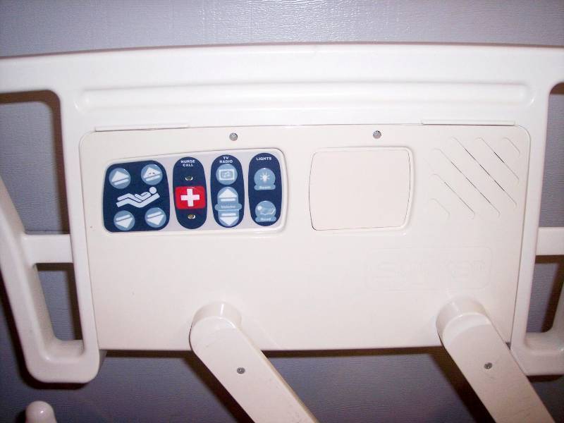 lot 44 image: WOW Retails USED $3000 Stryker Secure II #3002 Power Motorized Adjustable Hospital Nursing Home In-Home Health Patient Care Bed Built In Weight Scale & Bed-Exit Alarm Plugs Into Regular Light Socket Free Used Comfortex Mattress