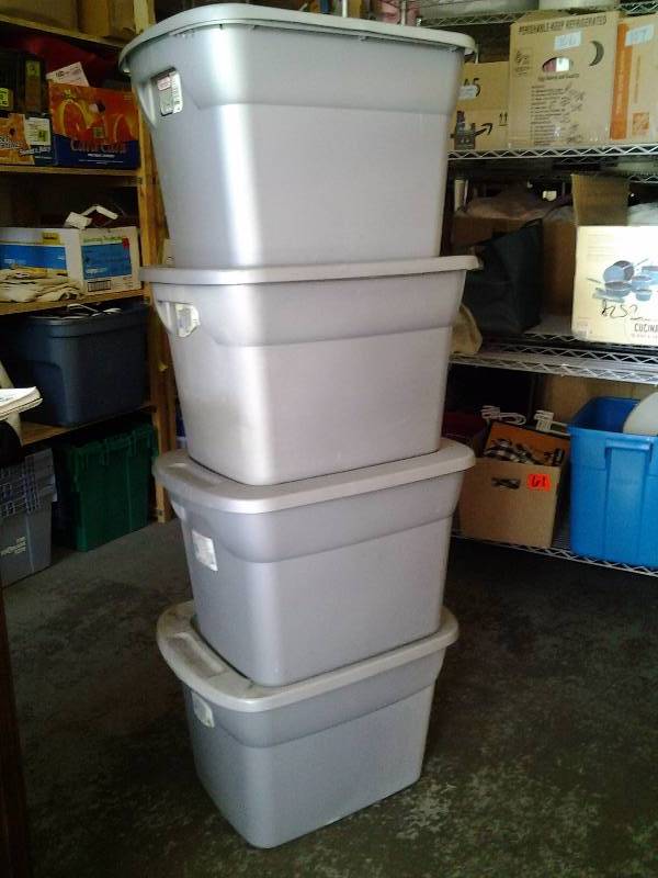 lot 114 image: 4-Sterilite Totes With Lids (73 Quart Size)