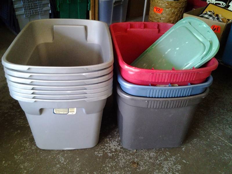 lot 119 image: 10-Totes (No Lids)