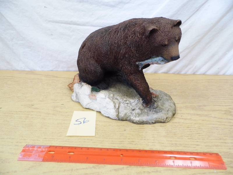 Bear w Fish