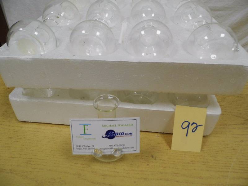 36 Vase Placecard Holders