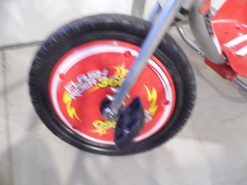 3 Wheel Razor