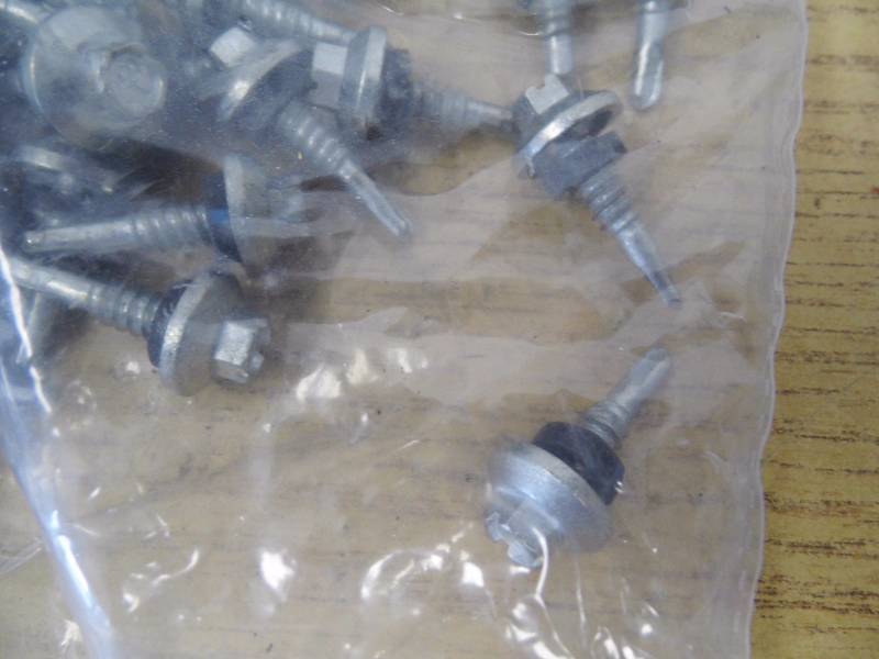 2 Bags of Screws