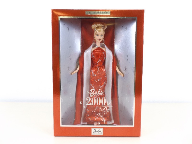New in Box, NRFB, 2000 Collector Edition Barbie 2000 Collectors Doll