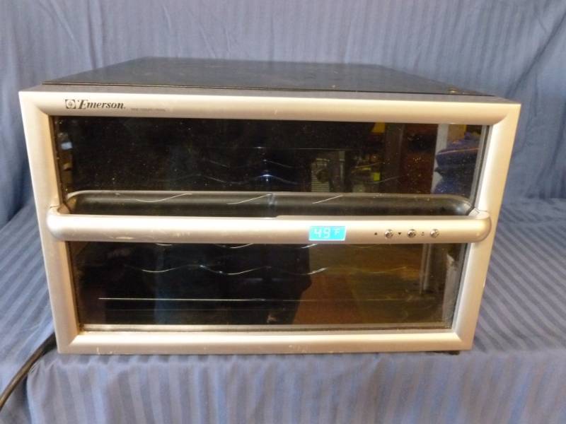lot 22 image: Wine Cooler