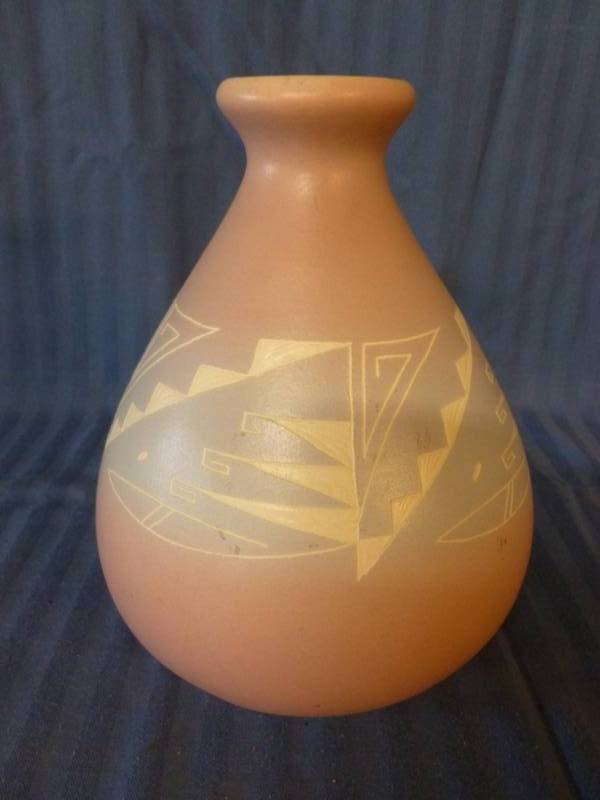 lot 26 image: Native American Item