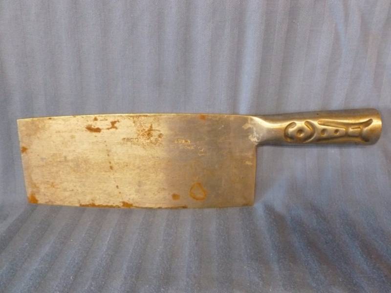 lot 64 image: Vintage Cleaver Knife