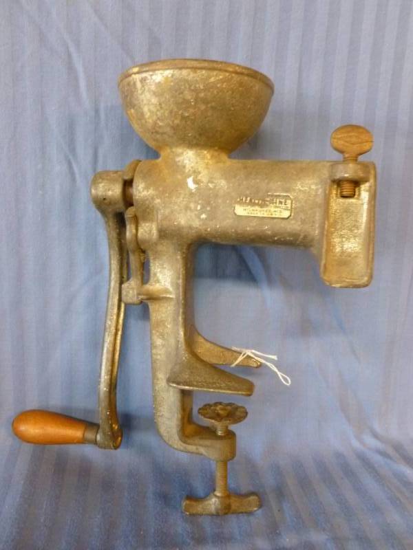 lot 77 image: Vintage Kitchen