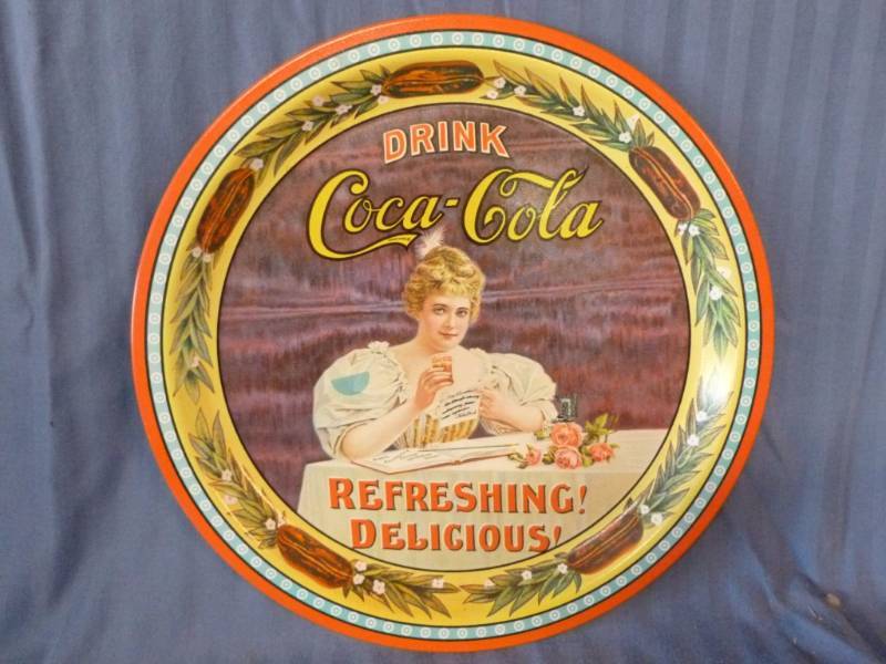 lot 121 image: Coca-Cola Collectible