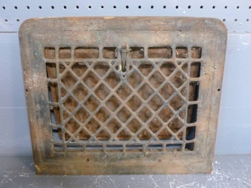lot 153 image: Vintage Wall Register