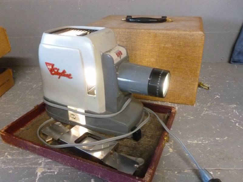 lot 157 image: Vintage Film Projector