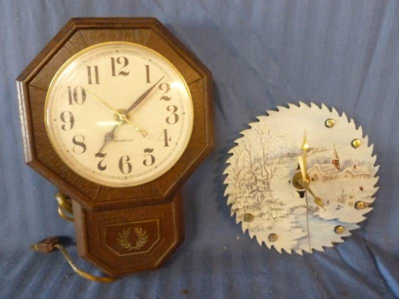 lot 160 image: Clocks