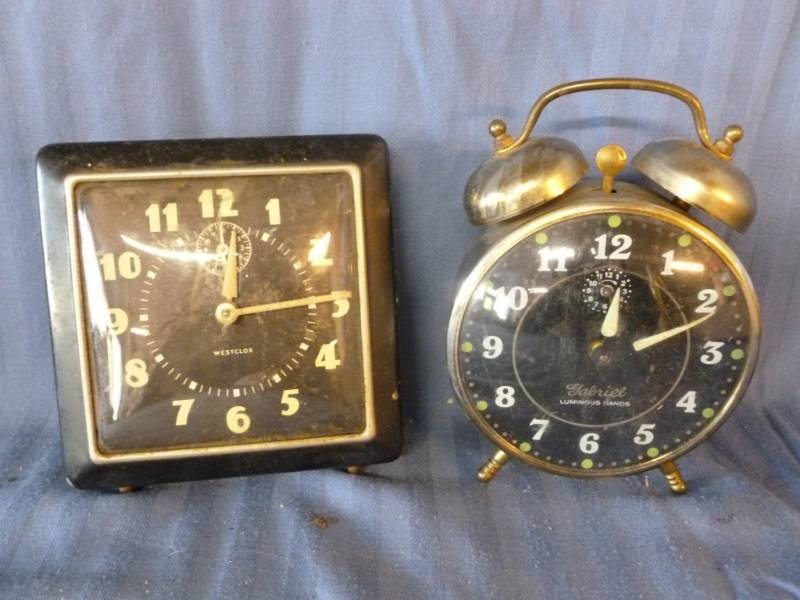 lot 161 image: Vintage Alarm Clocks