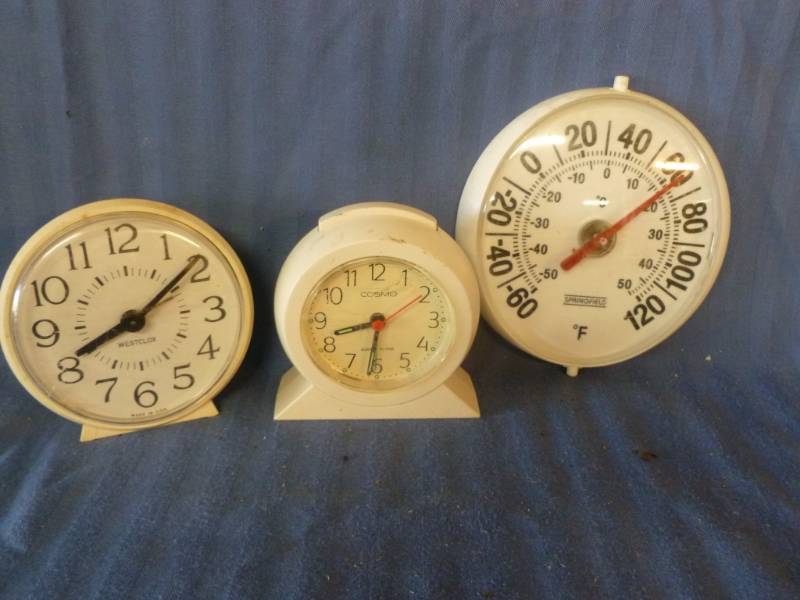 lot 163 image: Alarm Clocks