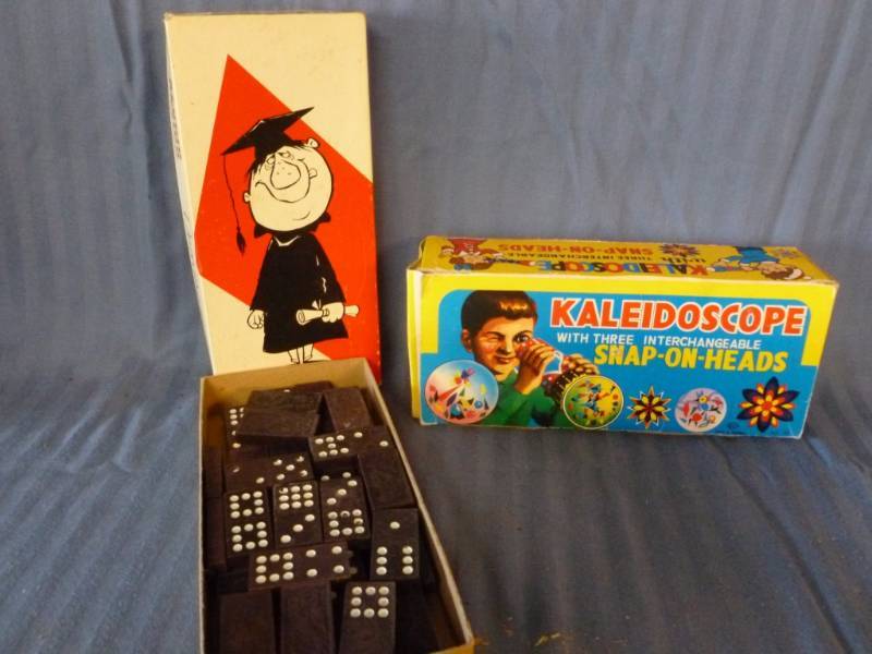 lot 170 image: Vintage Toys
