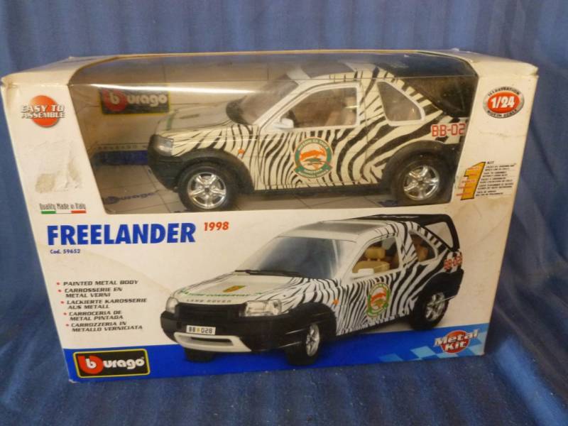 lot 171 image: Die Cast Metal Truck