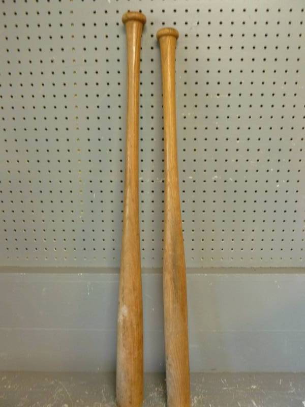 lot 172 image: Vintage Wooden Bats