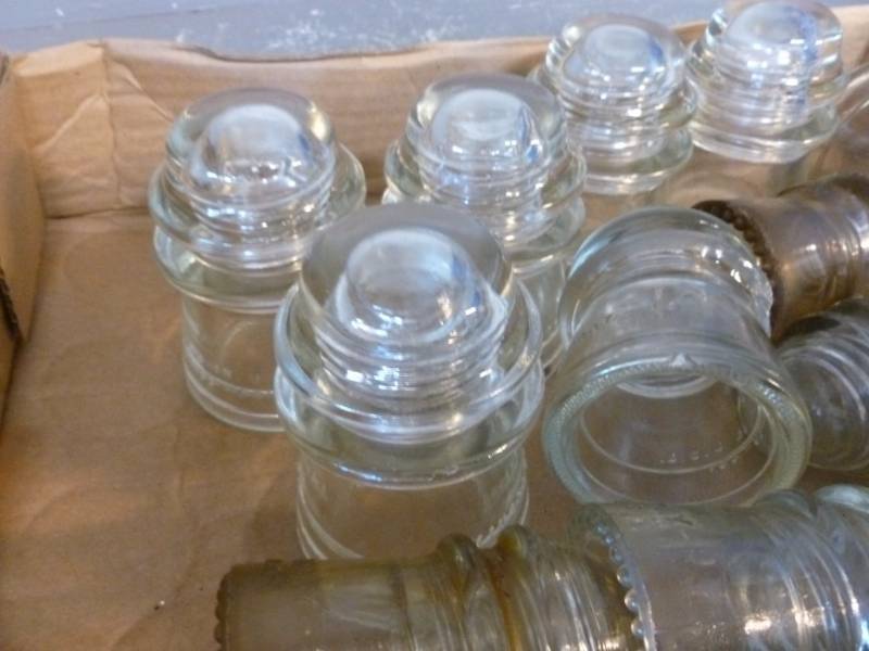 lot 177 image: Vintage Insulators