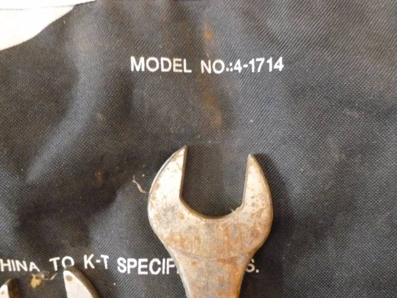 lot 194 image: Tools