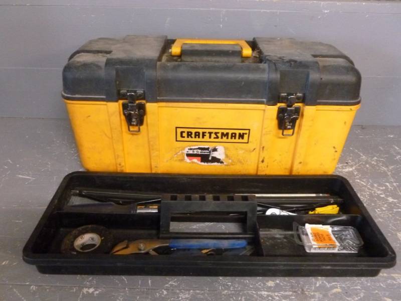 lot 210 image: Tools