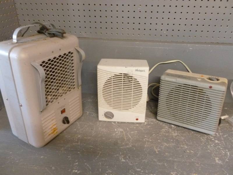 lot 216 image: Electric Heater