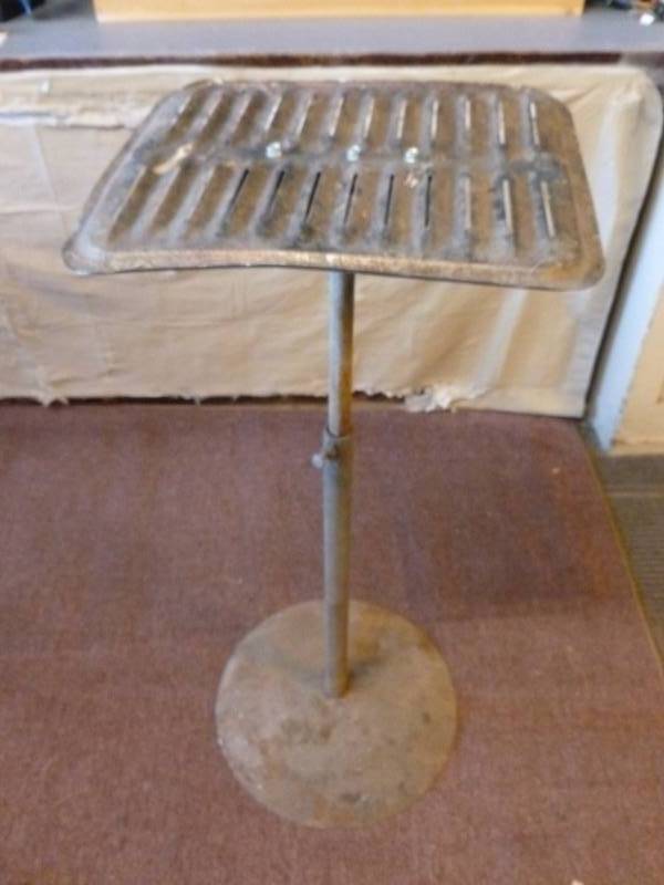 lot 228 image: Tool Stand