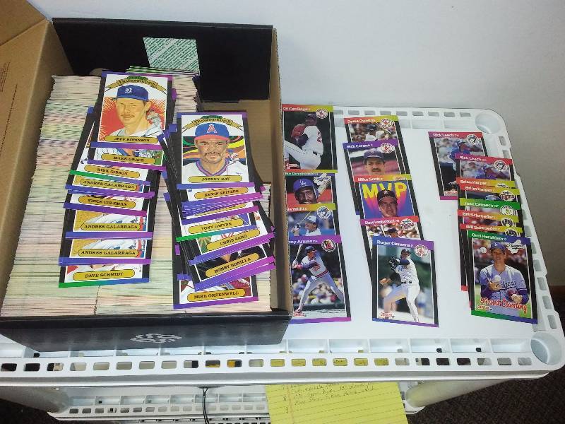 lot 9 image: 1988 Donuss by Leaf, MLB Baseball cards, approx. 1300 cards