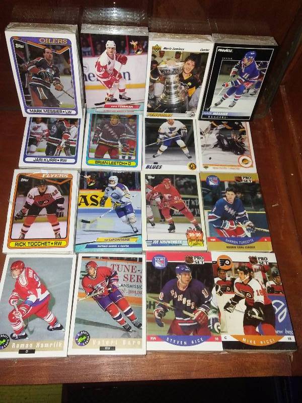 lot 14 image: Repacks of NHL Hockey Cards (16) Approx. 750 cards