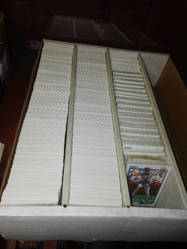 lot 46 image: Fleer 90 Baseball, MLB cards approx. 1900,