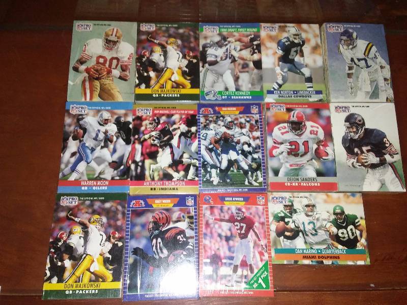 lot 59 image: Pro Set NFL Football Trading Cards, 1190
