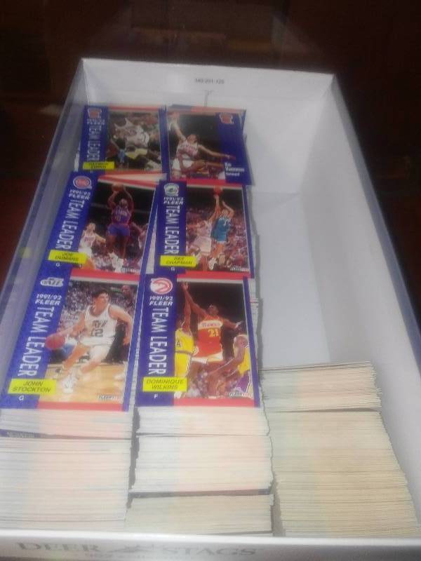 lot 67 image: 91-92 Fleer Basketball NBA Cards approx. 1,400 cards