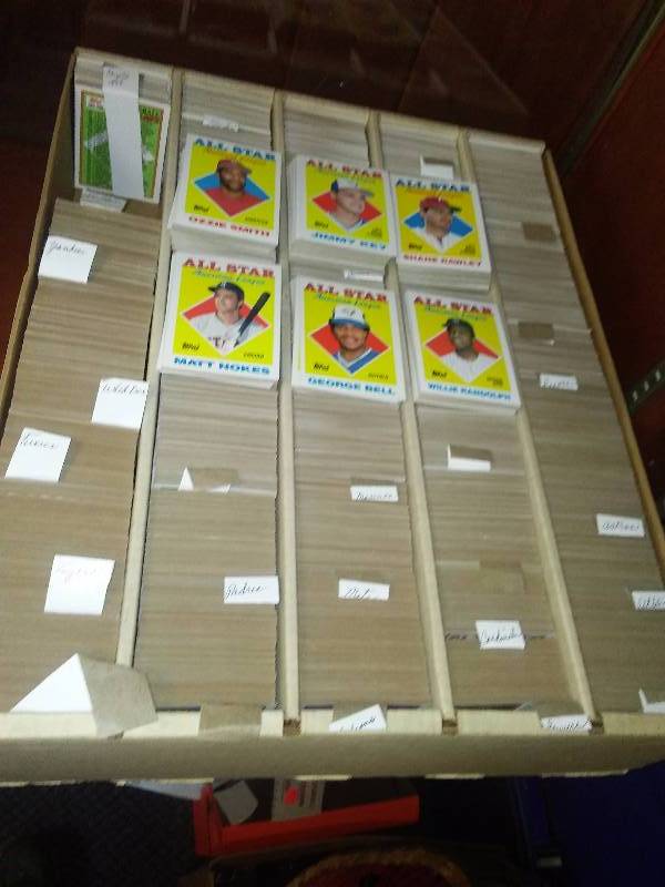 lot 71 image: Topps Baseball MLB 1988 (approx. 4600)