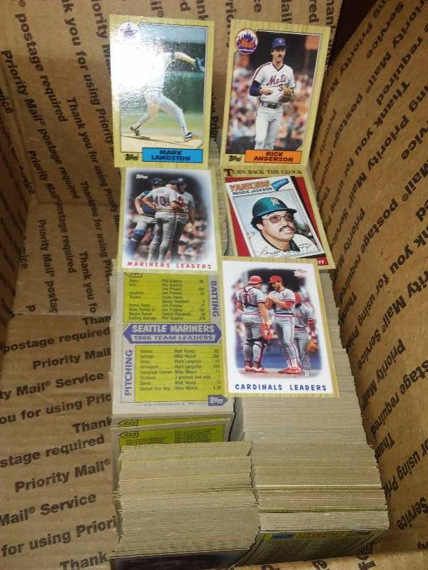 lot 83 image: 1987 Topps Baseball Cards (approx. 1,100 cards)