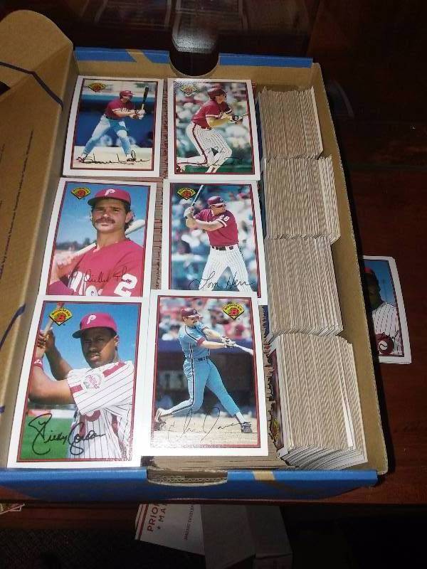 lot 91 image: 1989 Bowman Baseball Cards (approx. 1,700 cards)