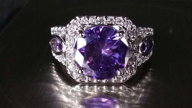7 CT Amethyst Dinner Ring