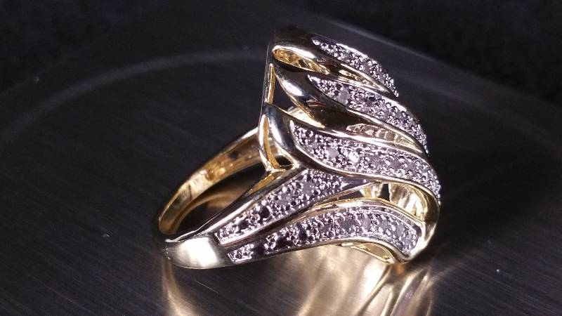 1 CT Diamond Ribbon Ring