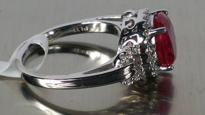 2.85 CT Ruby Estate Ring