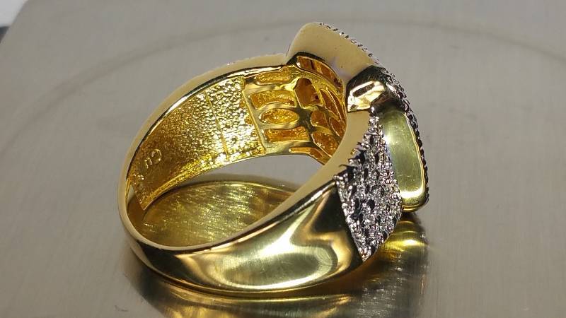 1.10 CT Diamond Dinner Ring